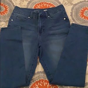 3/$22 Seven Hi rise booty shaper skinny jeans 6